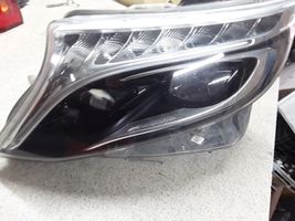 Mercedes-Benz V Class W447 Lampa przednia A4479061401