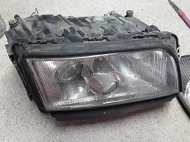 Audi A8 S8 D2 4D Phare frontale 0301047212