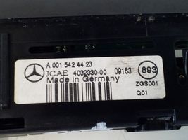 Mercedes-Benz E C207 W207 Anzeige Display Einparkhilfe Parktronic PDC A0015424423