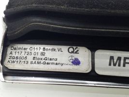 Mercedes-Benz CLA C117 X117 W117 Etuoven lasin muotolista A1177250182