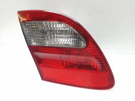 Mercedes-Benz E W211 Lampy tylnej klapy bagażnika A2118202964