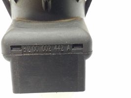 Renault Master II Przycisk regulacji lusterek bocznych 8200002442A