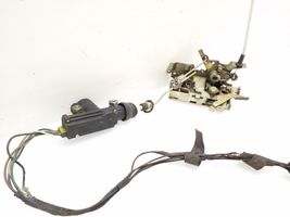 Mercedes-Benz Sprinter W901 W902 W903 W904 Front door lock 9017200135