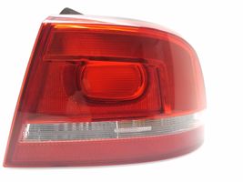 Volkswagen PASSAT B7 Rear/tail lights 3AE945096F