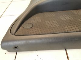 Mercedes-Benz ML W163 Rivestimento del pannello della portiera anteriore A163720265