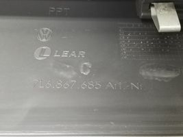 Volkswagen Touareg I Tailgate trim 7L6867685