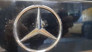 Mercedes-Benz ML W163 Tylna klapa bagażnika 1631132X75
