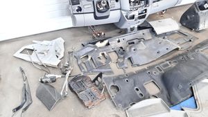 Mercedes-Benz Sprinter W906 Tableau de bord A9068300061KZ