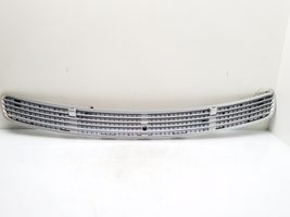 Mercedes-Benz E W211 Bonnet/hood grill 2118800005