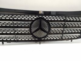 Mercedes-Benz Vito Viano W639 Grille calandre supérieure de pare-chocs avant A6398800185