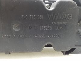Volkswagen Tiguan Gear selector/shifter (interior) 5N1713025