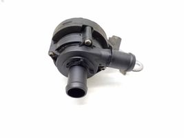 Volkswagen Touran III Pompe à eau de liquide de refroidissement 5Q0965567J