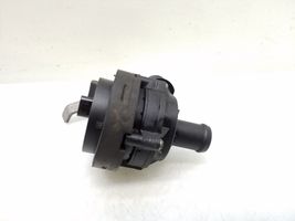 Volkswagen Touran III Pompe à eau de liquide de refroidissement 5Q0965567J