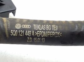 Volkswagen Touran III Tuyau de liquide de refroidissement moteur 5Q0121064BB