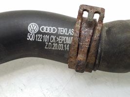 Volkswagen Touran III Tuyau de liquide de refroidissement moteur 5Q0122101CK