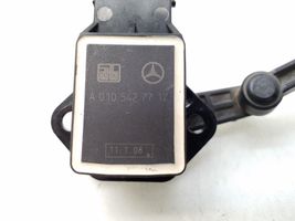 Mercedes-Benz R W251 Czujnik poziomowania świateł osi przedniej A0105427717