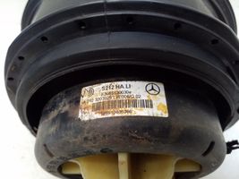 Mercedes-Benz CLS C218 X218 Galinė pneumatinė (oro) pagalvė A2123203925