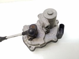 Audi A4 S4 B7 8E 8H Attuatore/motore della valvola del collettore di aspirazione 06F133482