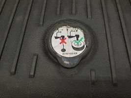 Ford Transit Courier Rivestimento di protezione sottoporta del bagagliaio/baule ET76R40352BDW
