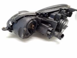 Mercedes-Benz E W211 Lampa przednia 15436000