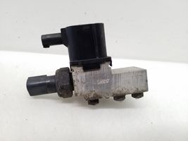 Mercedes-Benz E W211 Blocco valvola della sospensione pneumatica A2113200158