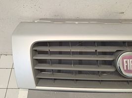 Fiat Ducato Maskownica / Grill / Atrapa górna chłodnicy 1308067070