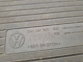 Volkswagen Transporter - Caravelle T5 Car floor mat set 7H1061501