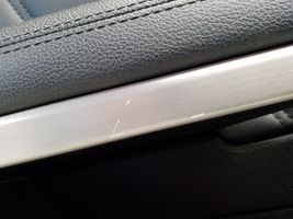 Mercedes-Benz E W212 Rivestimento del pannello della portiera posteriore A2127301722