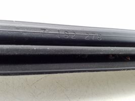 BMW 5 F10 F11 Rubber seal front door window/glass 7182278