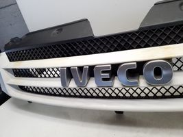 Iveco Daily 35.8 - 9 Griglia superiore del radiatore paraurti anteriore 3802801