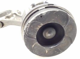 Opel Astra H Piston avec bielle P885