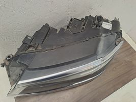 Volkswagen Tiguan Lampa przednia 5NB941081A