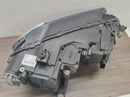 Volkswagen Tiguan Lampa przednia 5NB941081A