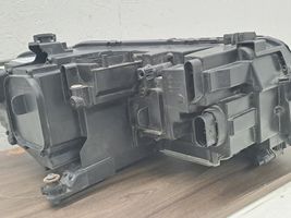 Volkswagen Tiguan Lampa przednia 5NB941081A