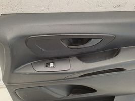 Mercedes-Benz Vito Viano W447 Rivestimento del pannello della portiera anteriore A4477271878