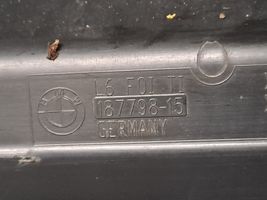 BMW 6 F12 F13 Jäähdyttimen kehyksen suojapaneeli 18779815