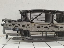 BMW 6 F12 F13 Jäähdyttimen kehyksen suojapaneeli 18779815