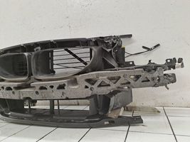 BMW 6 F12 F13 Jäähdyttimen kehyksen suojapaneeli 18779815