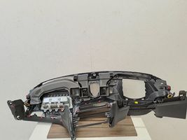 BMW 6 F12 F13 Kojelauta 922995518