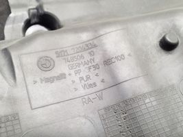 BMW 6 F12 F13 Kita variklio skyriaus detalė 7204334