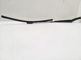 Volkswagen Tiguan Windshield/front glass wiper blade 5N1955410