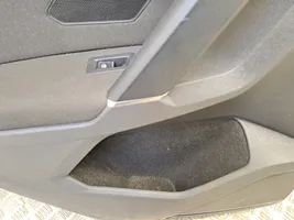 Volkswagen Tiguan Rivestimento del pannello della portiera posteriore 5NA867211G