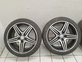 Mercedes-Benz CLA C117 X117 W117 R18-alumiinivanne A1764010402