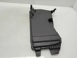 Mercedes-Benz E W212 Fuse box cover A2125400082