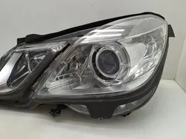 Mercedes-Benz E W212 Lampa przednia A2128203159