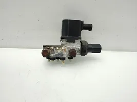 Mercedes-Benz E W211 Blocco valvola della sospensione pneumatica A2113200158