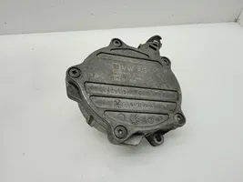 Audi A5 8T 8F Alipainepumppu 06E145100R