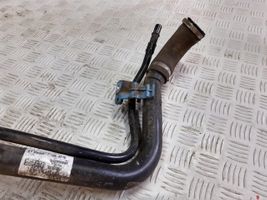 Opel Astra K Tubo del cuello de del depósito de combustible 13493916