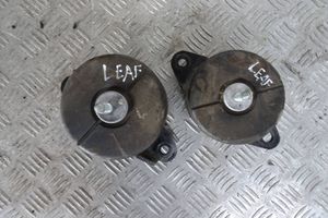 Nissan Leaf II (ZE1) Valvola di depressione sul supporto motore 