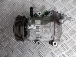 Hyundai i30 Ilmastointilaitteen kompressorin pumppu (A/C) F500AN8AA03